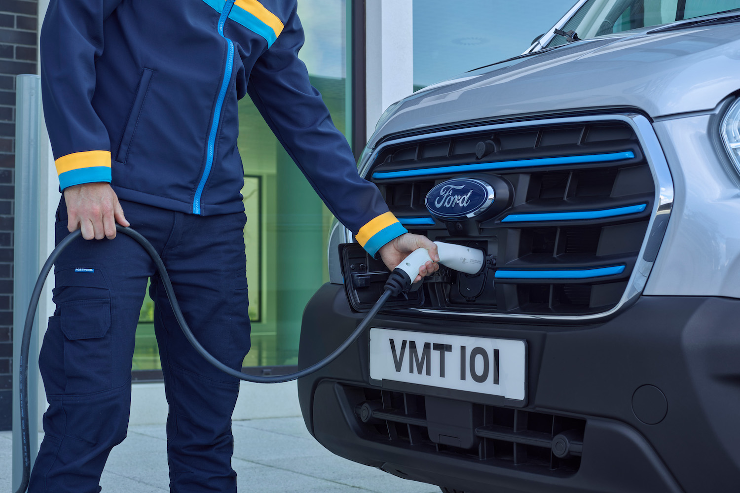 Features | Can an electric van work for your business? | CompleteVan.ie