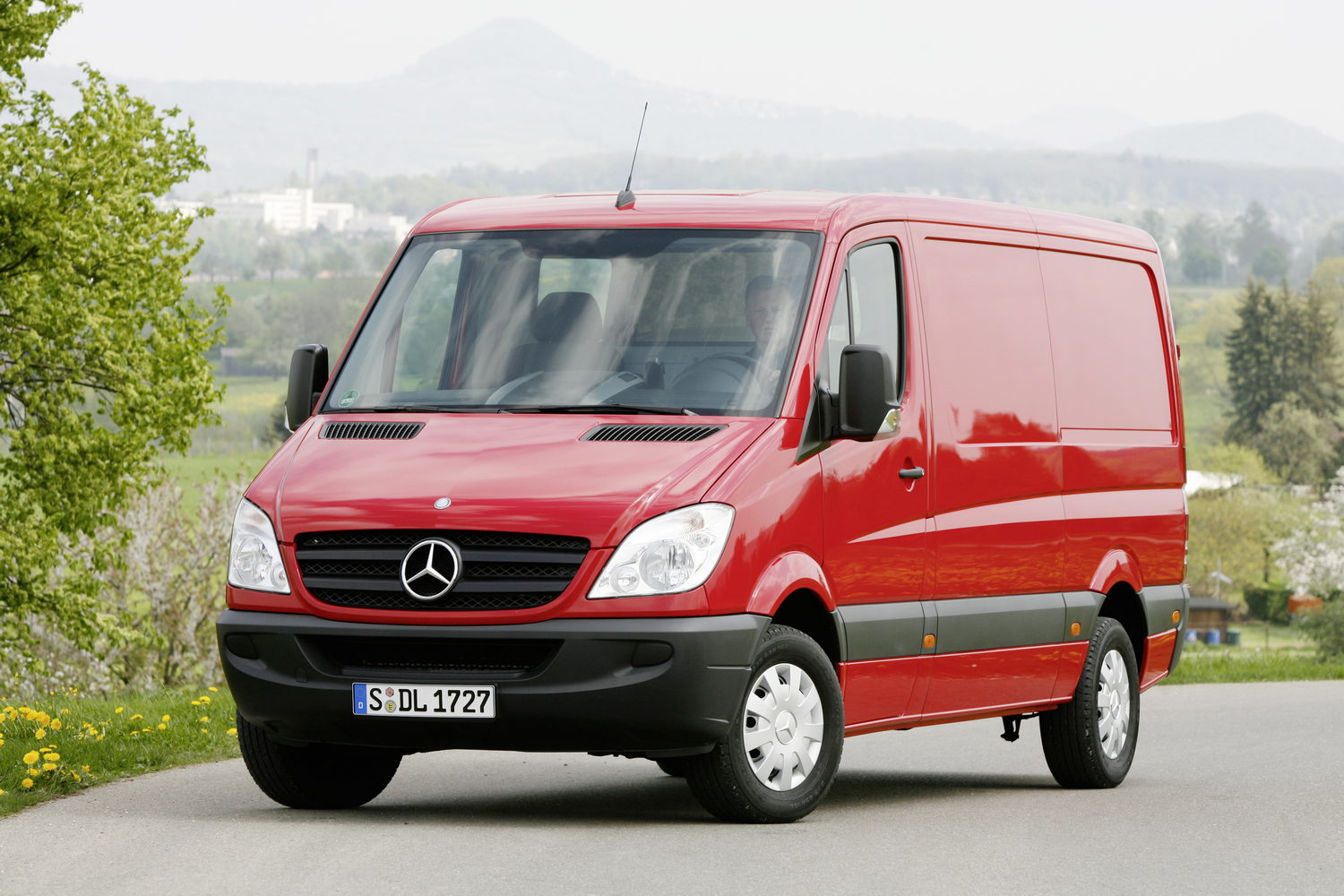 Van Reviews | Private motor tax on a 2.1-litre Sprinter? | CompleteVan.ie