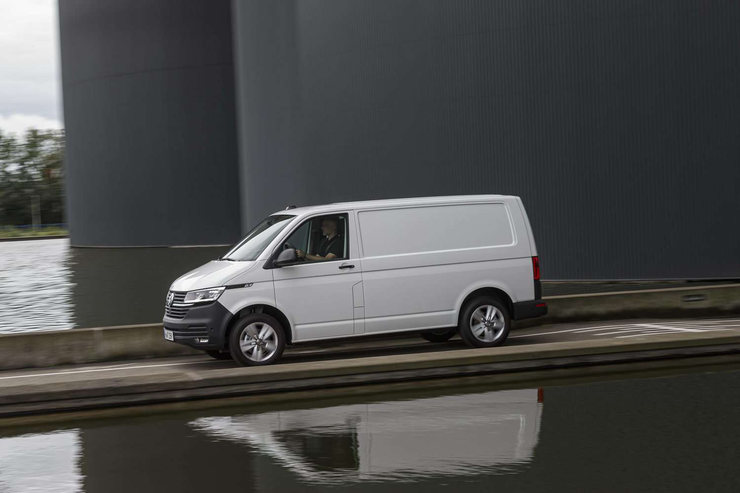 Van Reviews | VAT implications for buying a van privately? | CompleteVan.ie