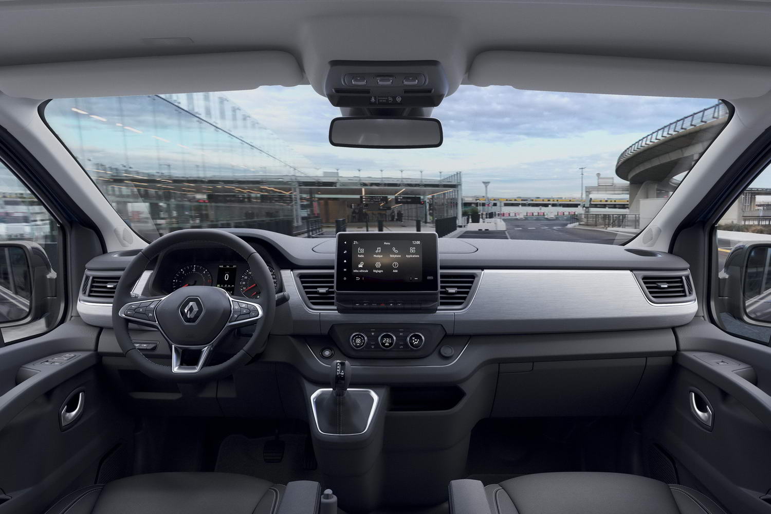Renault trafic passenger shop