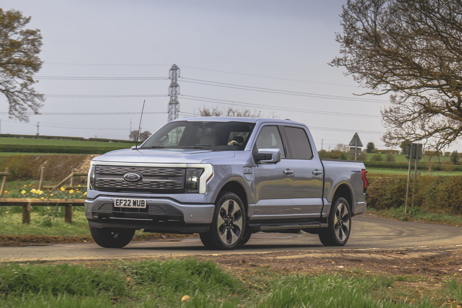 Van Reviews | Ford F-150 Lightning (2023) | CompleteVan.ie