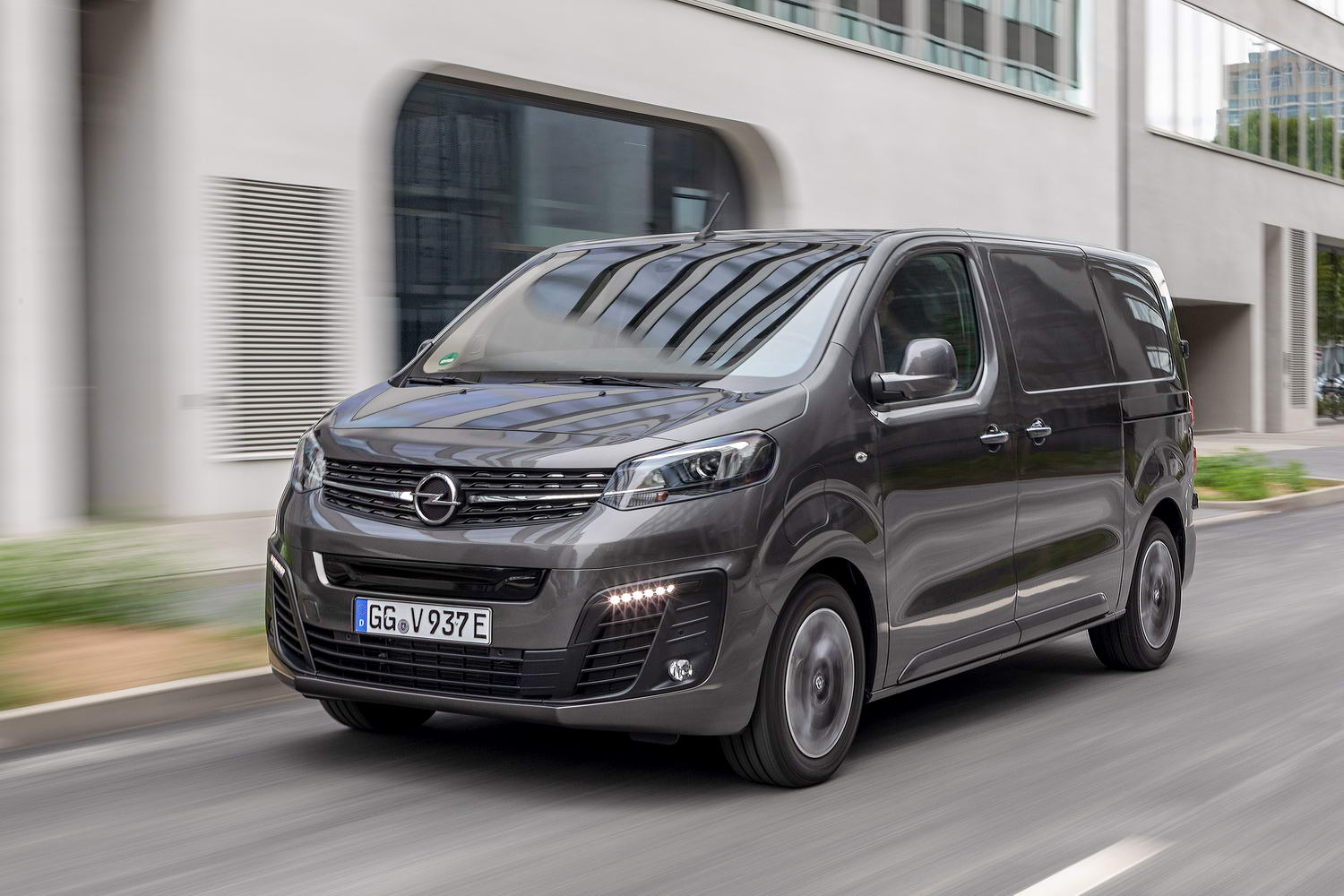 Van Reviews | Opel Vivaro-e (2021) | CompleteVan.ie