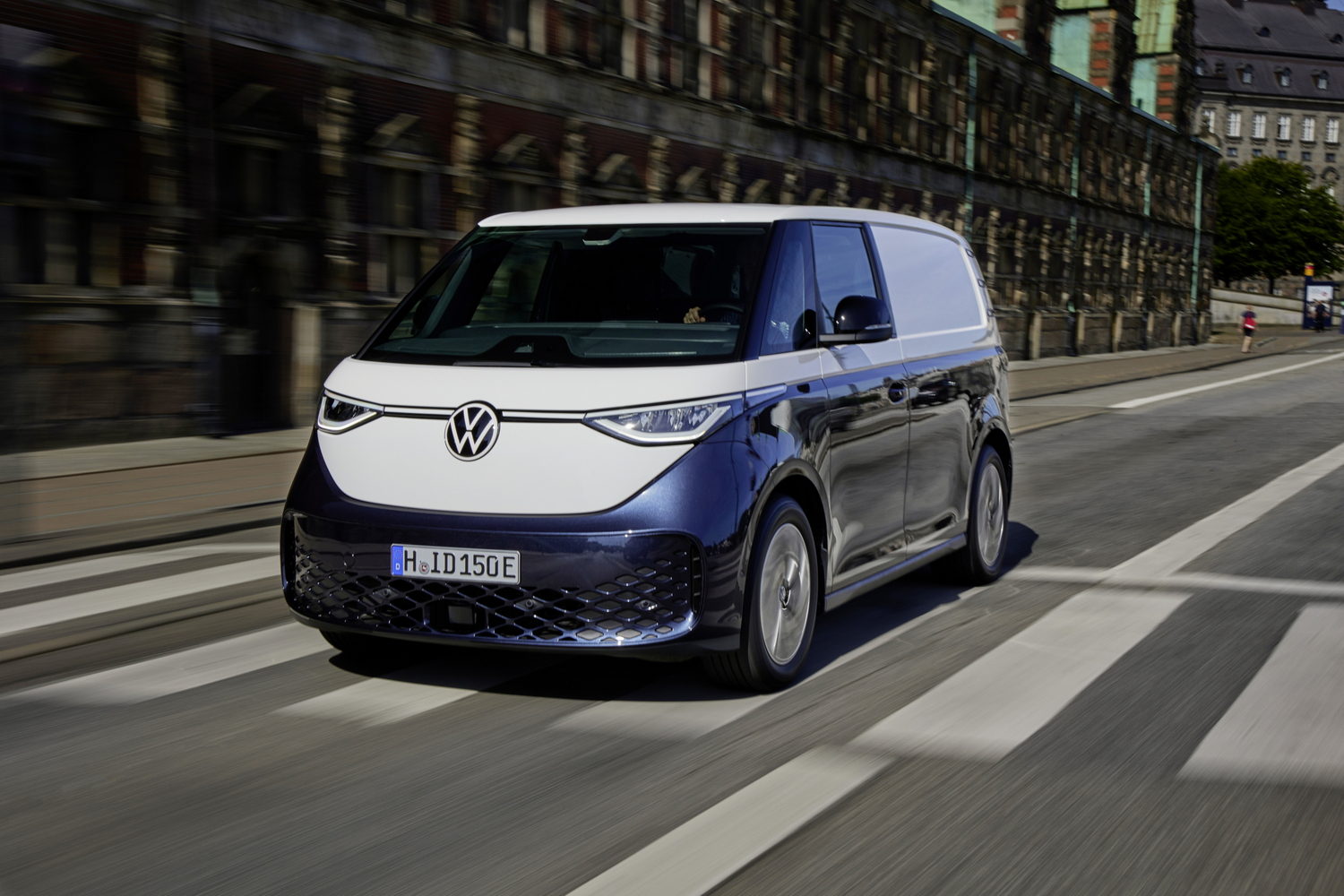 Van Reviews | Volkswagen ID. Buzz Cargo (2023) | CompleteVan.ie